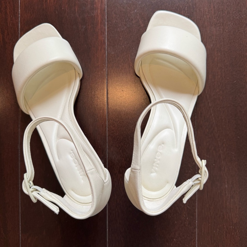 Vince Cream Ankle Strap kitten heel sandals. - Picture 6 of 8